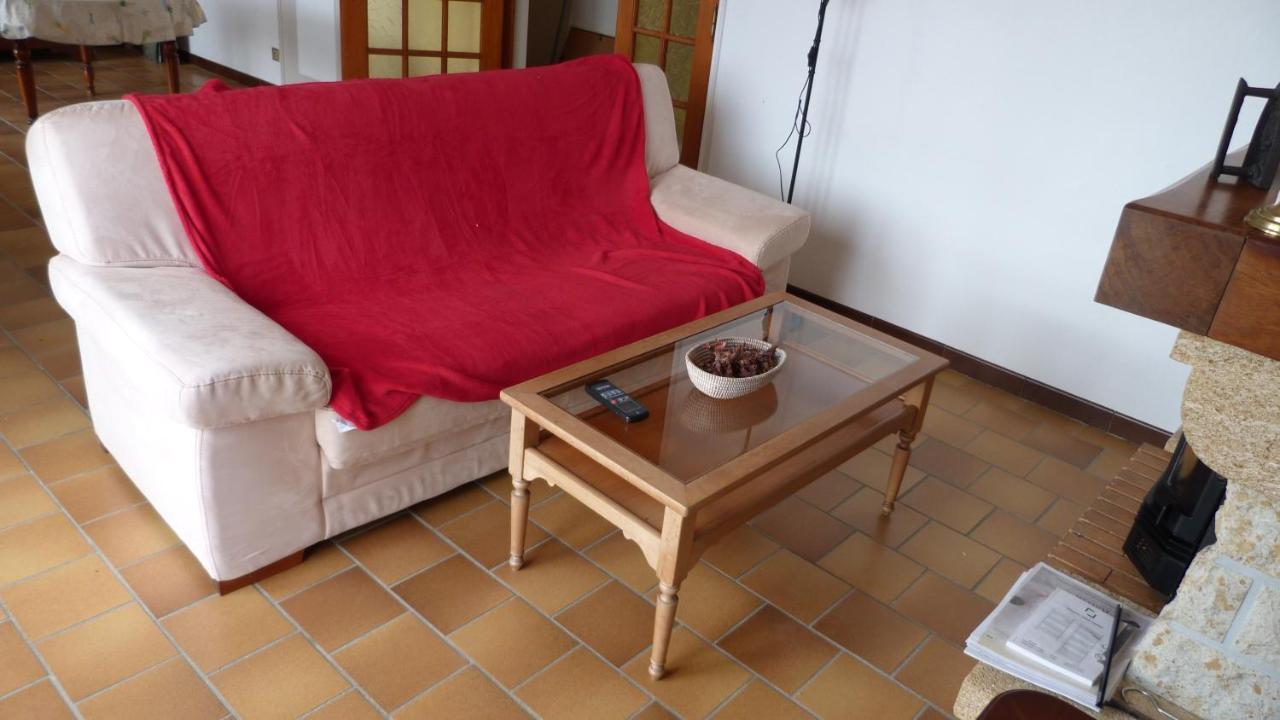 Maison De Vacances Pour 6 Personnes Avec Piscine Lainsecq Exterior photo